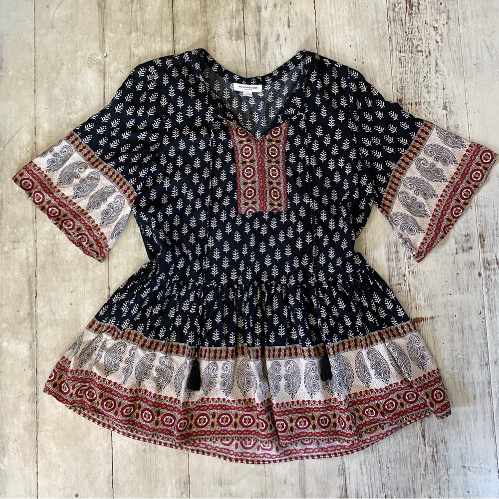 Like New BeachLunchLounge Top size XS